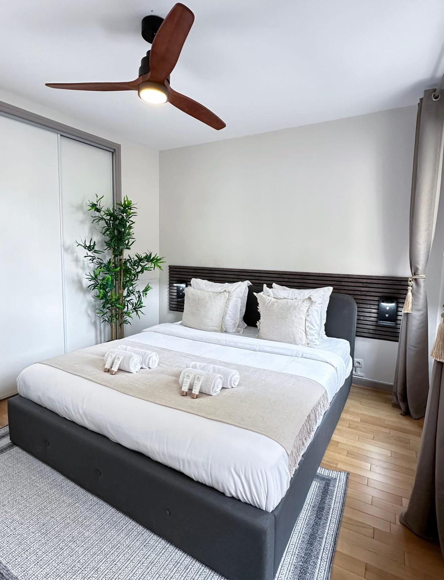 Apartment Chic Flat With A Garden Near Trocadero Paris