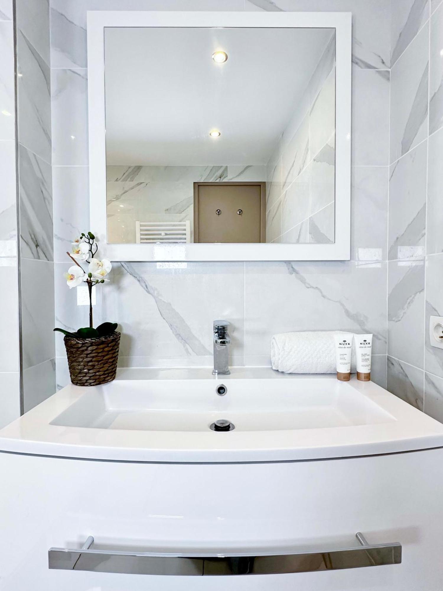 Chic Flat With A Garden Near Trocadero