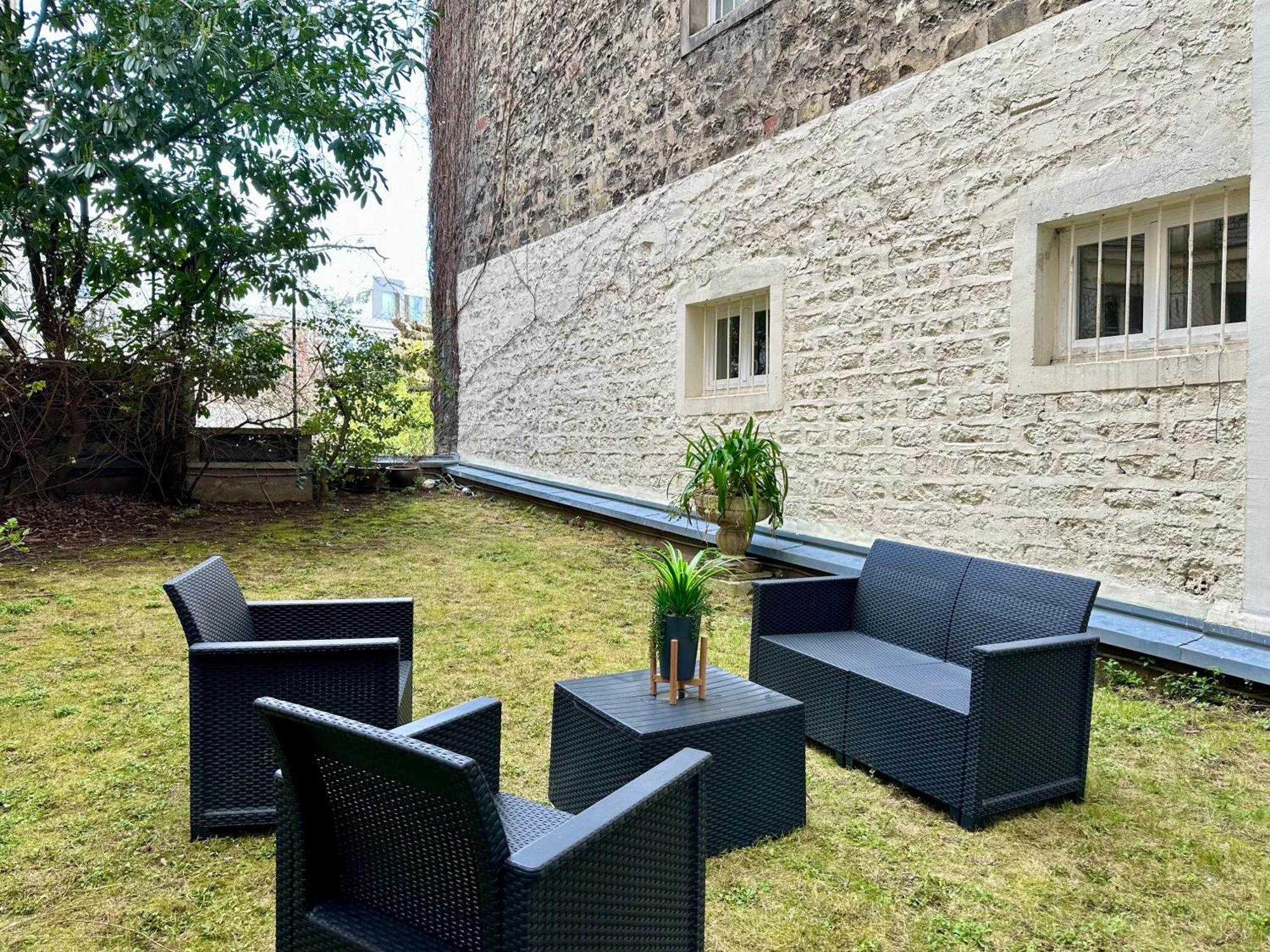 Apartment Chic Flat With A Garden Near Trocadero